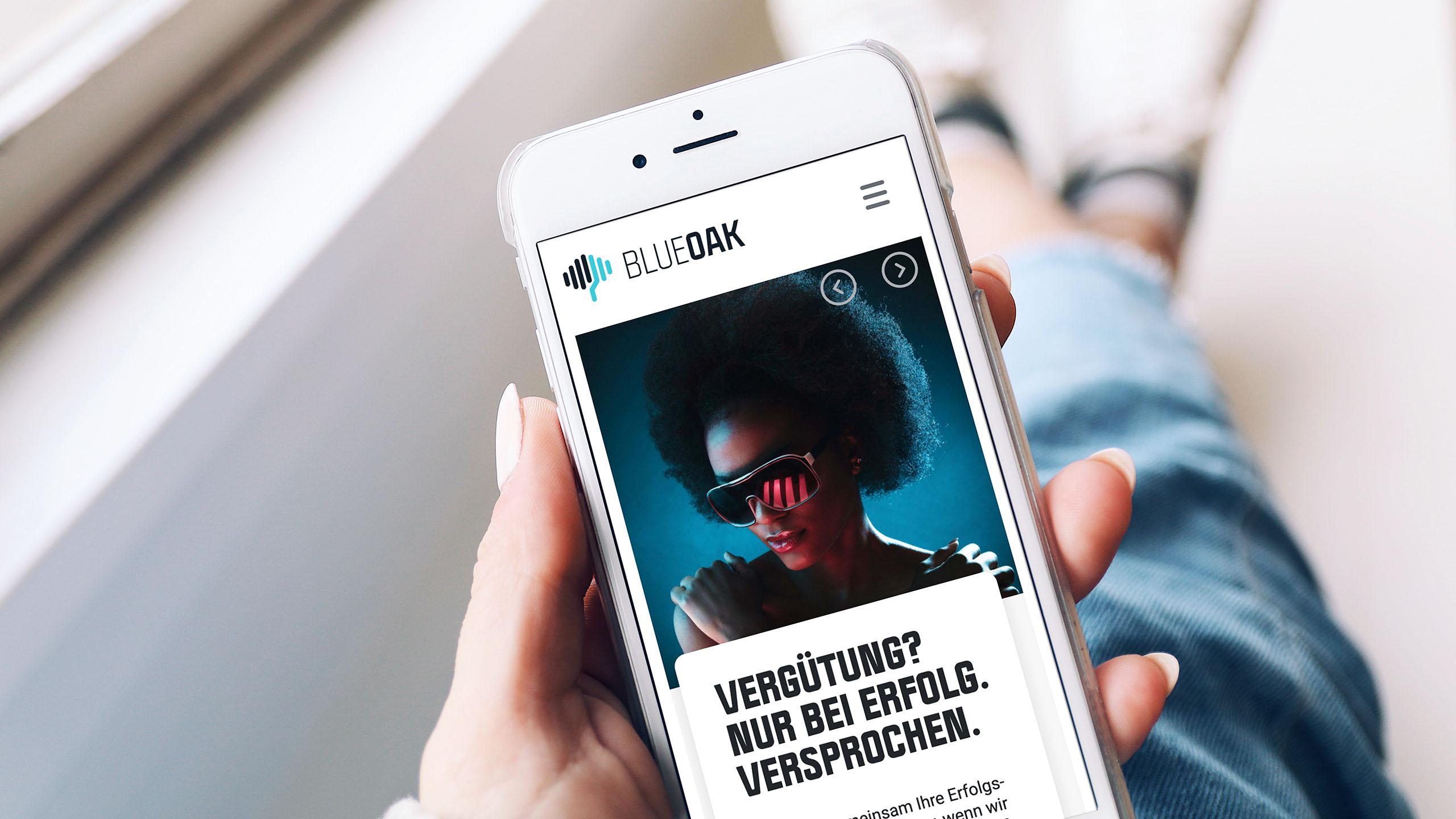 BlueOak Website auf mobilem Device
